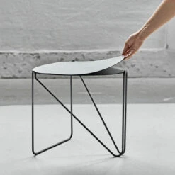 LIND DNA Curve Chameleon Hippo Bijzettafel -Muuto Verkoopwinkel 41868 01 07 16ddabc1df