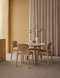 Swedese Divido Tafel Ø120cm -Muuto Verkoopwinkel 511930 01 5 EnvironmentImage e8649c3e08