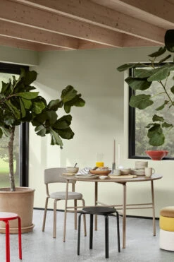 Broste Copenhagen Oda Eettafel Ø120 Cm -Muuto Verkoopwinkel 512254 01 4 EnvironmentImage 0a5ba961ca