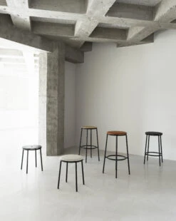 Normann Copenhagen Circa Barkruk 75 Cm -Muuto Verkoopwinkel 513580 01 4 EnvironmentImage 997d07d149