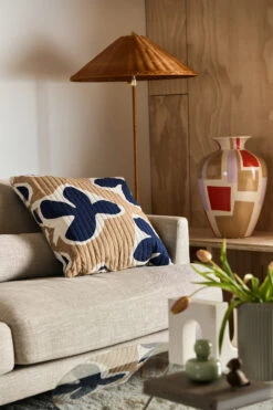 Bredhult Bank -Muuto Verkoopwinkel 550562 01 42 EnvironmentImage a39bee8a25