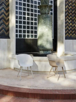 Gubi Bat Dining Outdoor Stoel 5 Gubi Bat Dining Outdoor Stoel -Muuto Verkoopwinkel 557825 01 40 EnvironmentImage 35a7c767a7