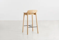 Woud Mono Barkruk 65 Cm -Muuto Verkoopwinkel 566218 01 3 ProductImageExtra 59d7008246