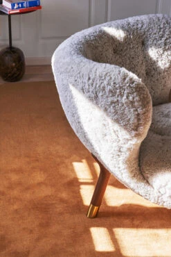 &Tradition Little Petra VB1 Fauteuil Limited Edition 20 &Tradition Little Petra VB1 Fauteuil Limited Edition -Muuto Verkoopwinkel 566387 01 8 EnvironmentImage 63eda6108f