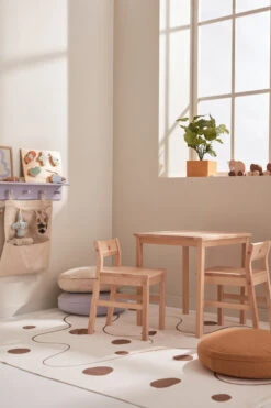 Kid's Concept Saga Tafel -Muuto Verkoopwinkel 568914 01 13 EnvironmentImage 1f416126f2