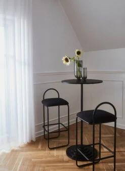 AYTM Angui Barkruk Bouclé 9 AYTM Angui Barkruk Bouclé -Muuto Verkoopwinkel 575874 01 40 EnvironmentImage b71f84b7a4