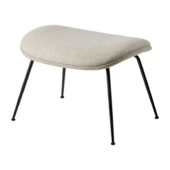 Gubi Beetle Ottoman Voetenbankje Volledig Gestoffeerd Conic Base