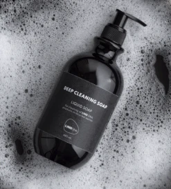 LIND DNA Diepreinigende Zeep -Muuto Verkoopwinkel 578670 01 50 ConceptImage 05cfb147b9