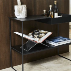 LIND DNA Console Bull Storage Sidetable -Muuto Verkoopwinkel Console Bull storage miljo4 7f765d64a3