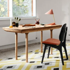 Warm Nordic Rúna Bureau 7 Warm Nordic Rúna Bureau -Muuto Verkoopwinkel Ruina miljC3B6bild 1 4f6f7f4680