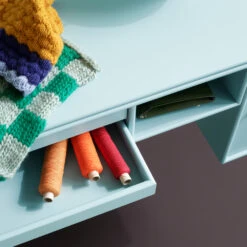 MONTANA Bureau Bureau -Muuto Verkoopwinkel bureau skrivbord miljo2 1bb09fda21