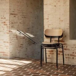 Gubi Coco Stoel -Muuto Verkoopwinkel coco stol miljo1 a34630dd01