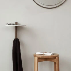 Menu Corbel Plank 7 Menu Corbel Plank -Muuto Verkoopwinkel corbel hylla miljo2 b21730b51c