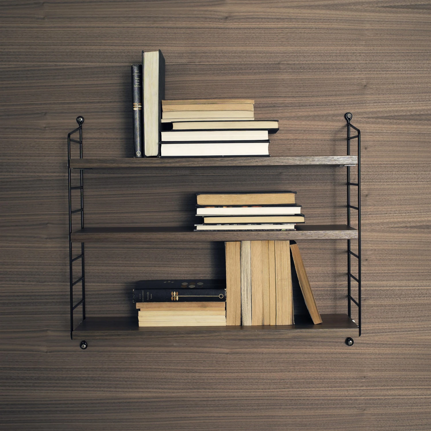 String Pocket Boekenplank Walnoot-zwart 2 String Pocket Boekenplank Walnoot-zwart - Afbeelding 2