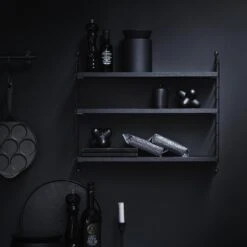 String Pocket Boekenplank Gebeitst Essen-zwart 5 String Pocket Boekenplank Gebeitst Essen-zwart -Muuto Verkoopwinkel p 26652 01 03 f8ff4779dc